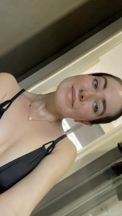 Black is always a good choice>>