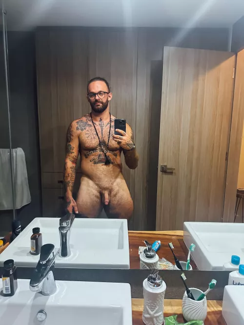 Classic shitty mirror pic 😉