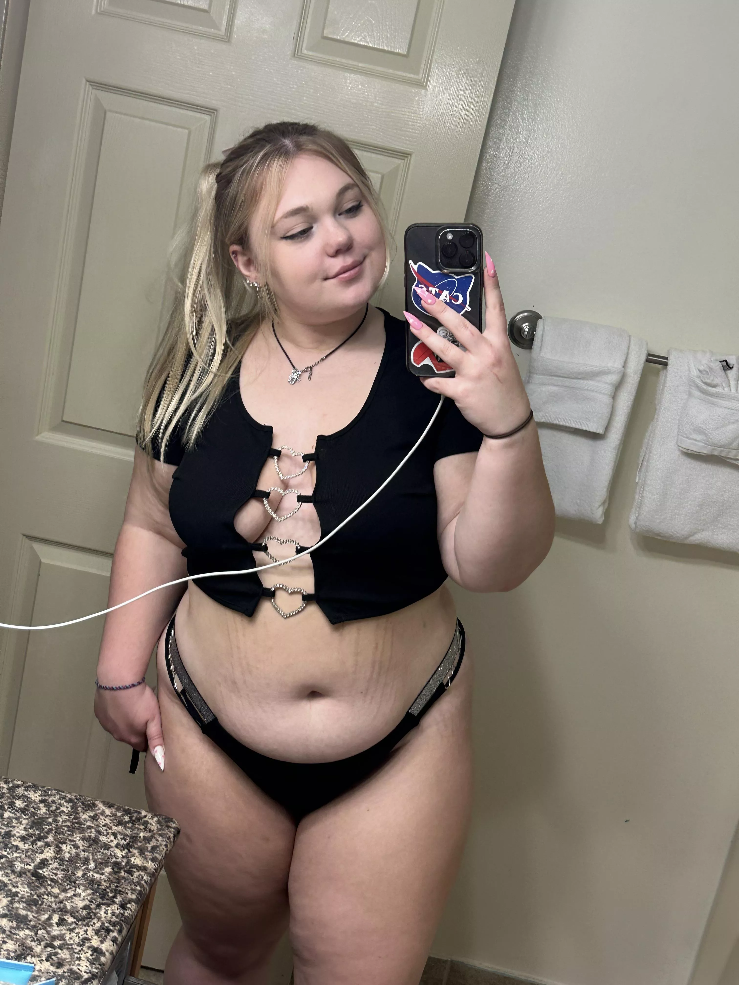 Driving 18 hours, will be stuffing the whole time 😍