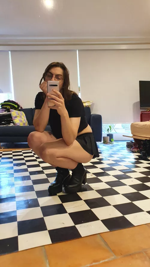 Eyes reveal 👀, also should I put fishnets with this fit?