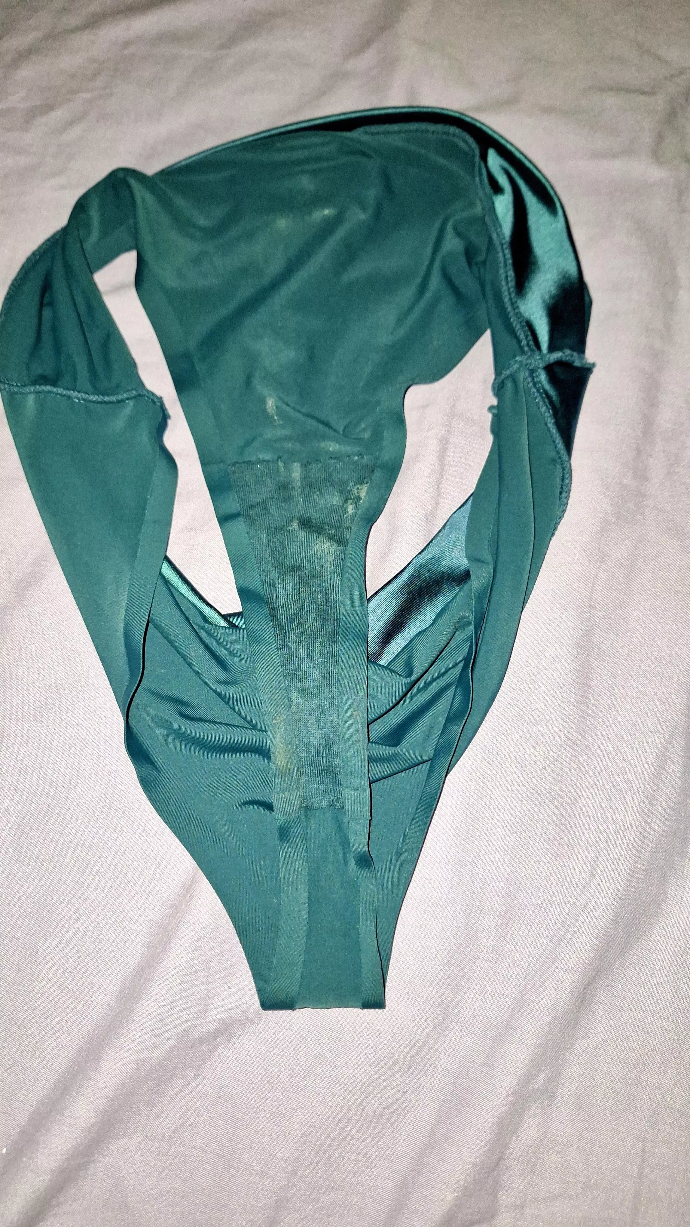 Freshly worn. Enjoy 😘