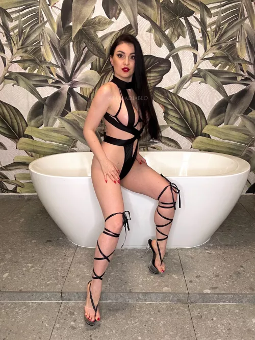 How do you like my heels?