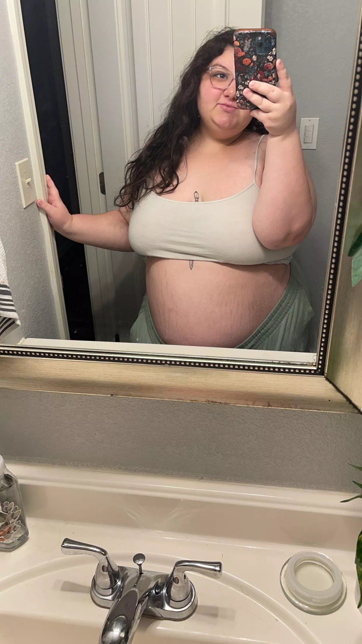 I hope your spending your weekend with me and my content 🤤