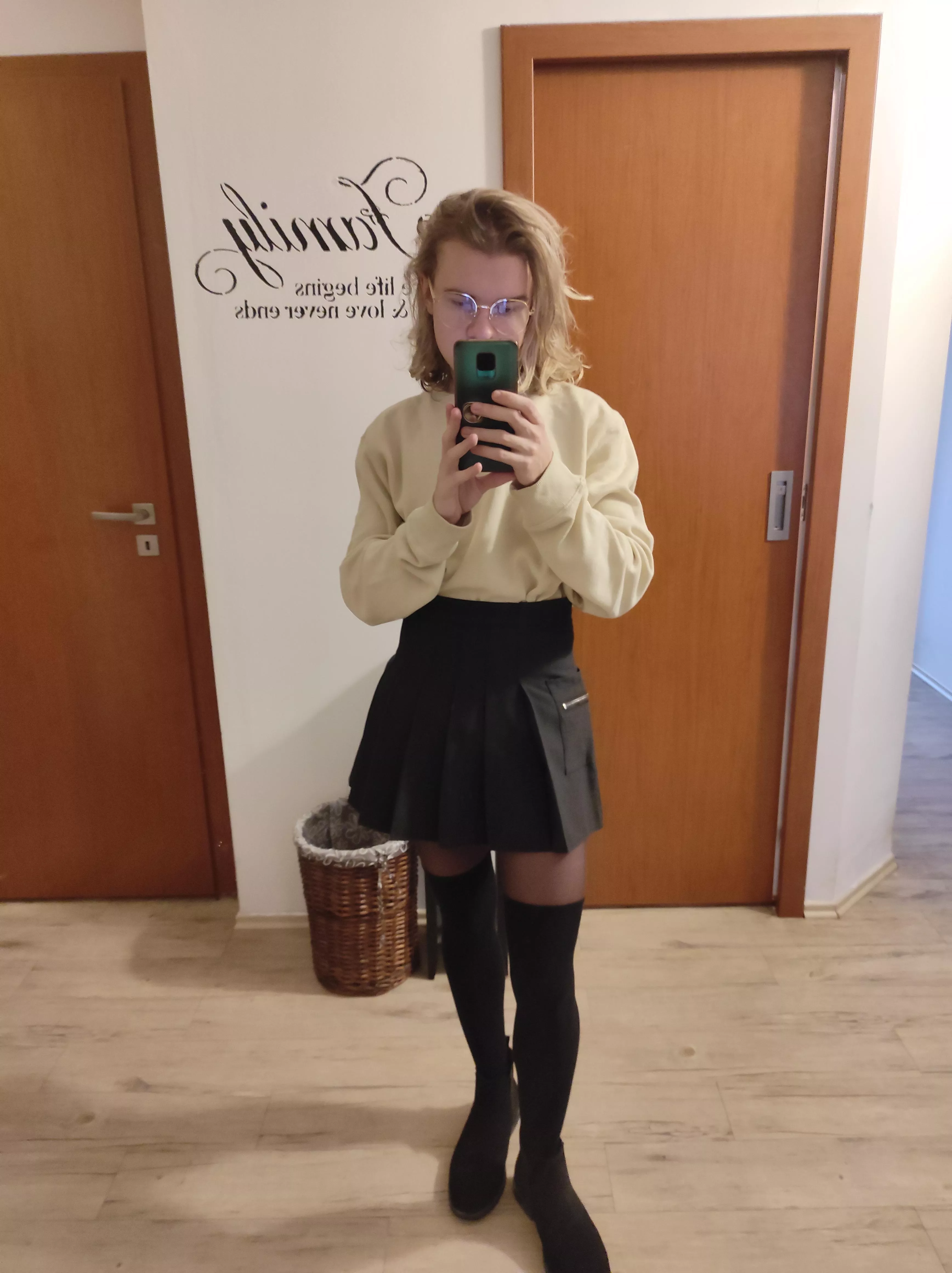 I love gender-bending. I should go outside like this