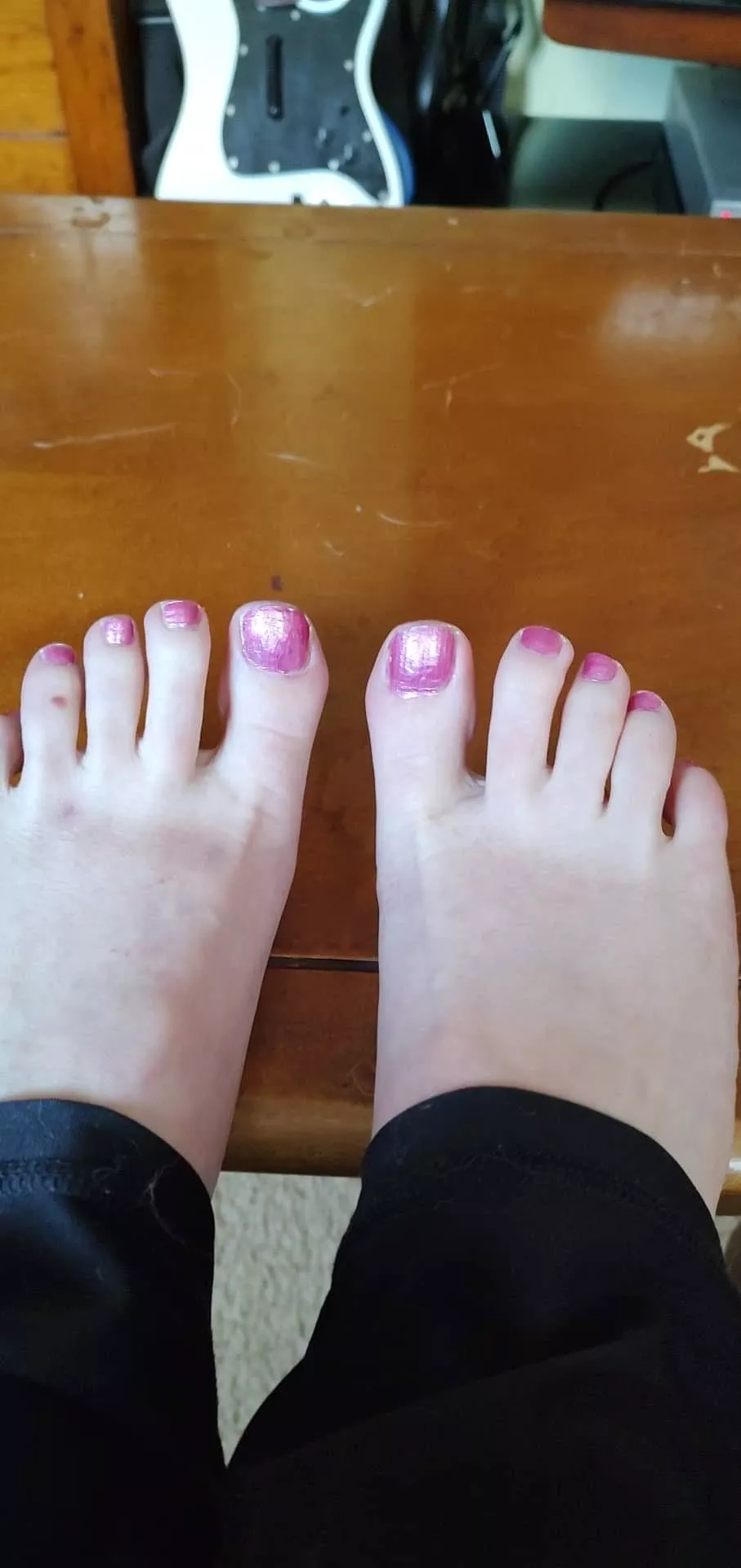 I love my pretty pink toenails