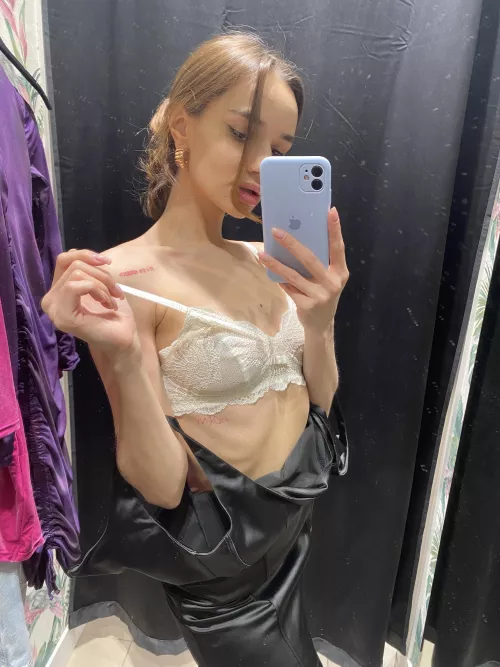 I love to tease you with my body