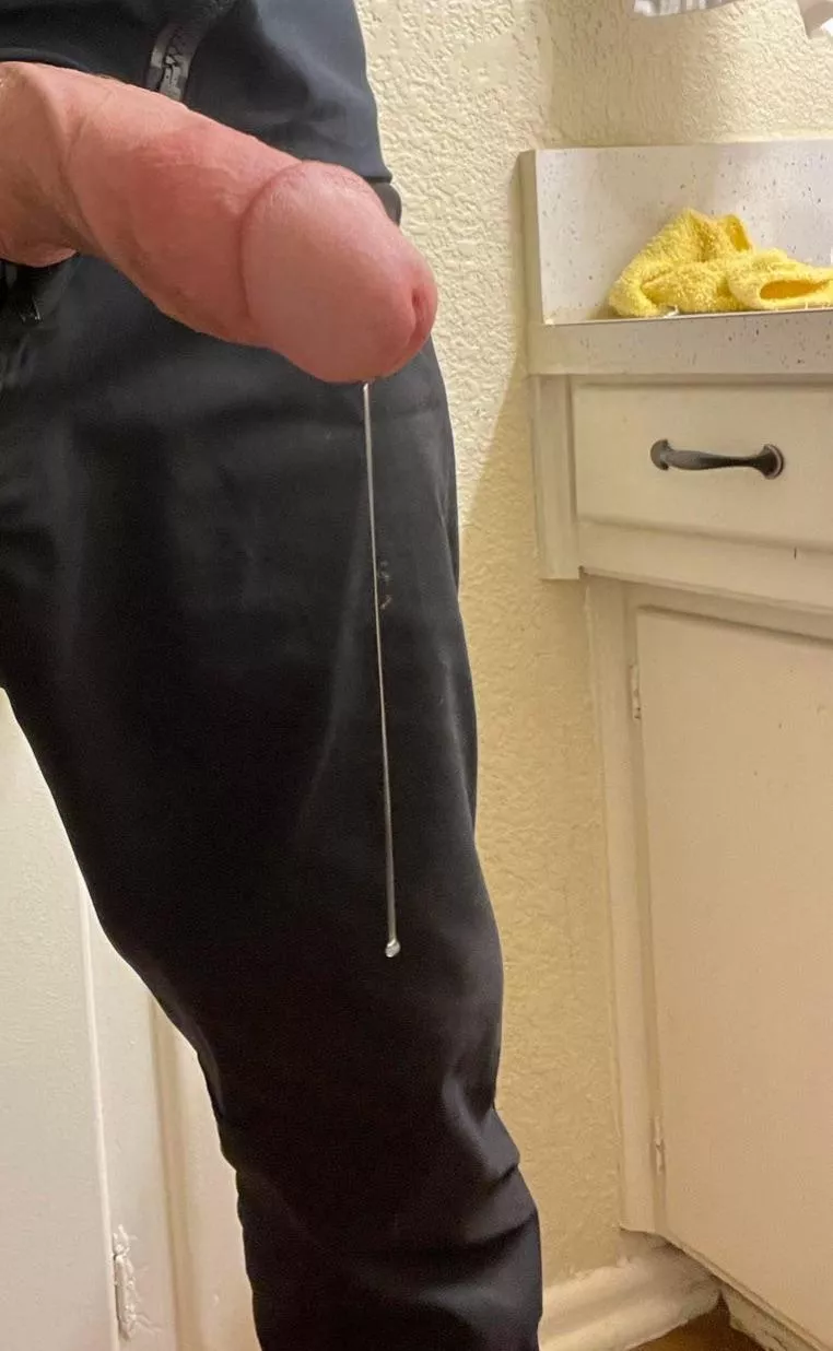 I think my joystick is broken. Anyone dm to fix it.