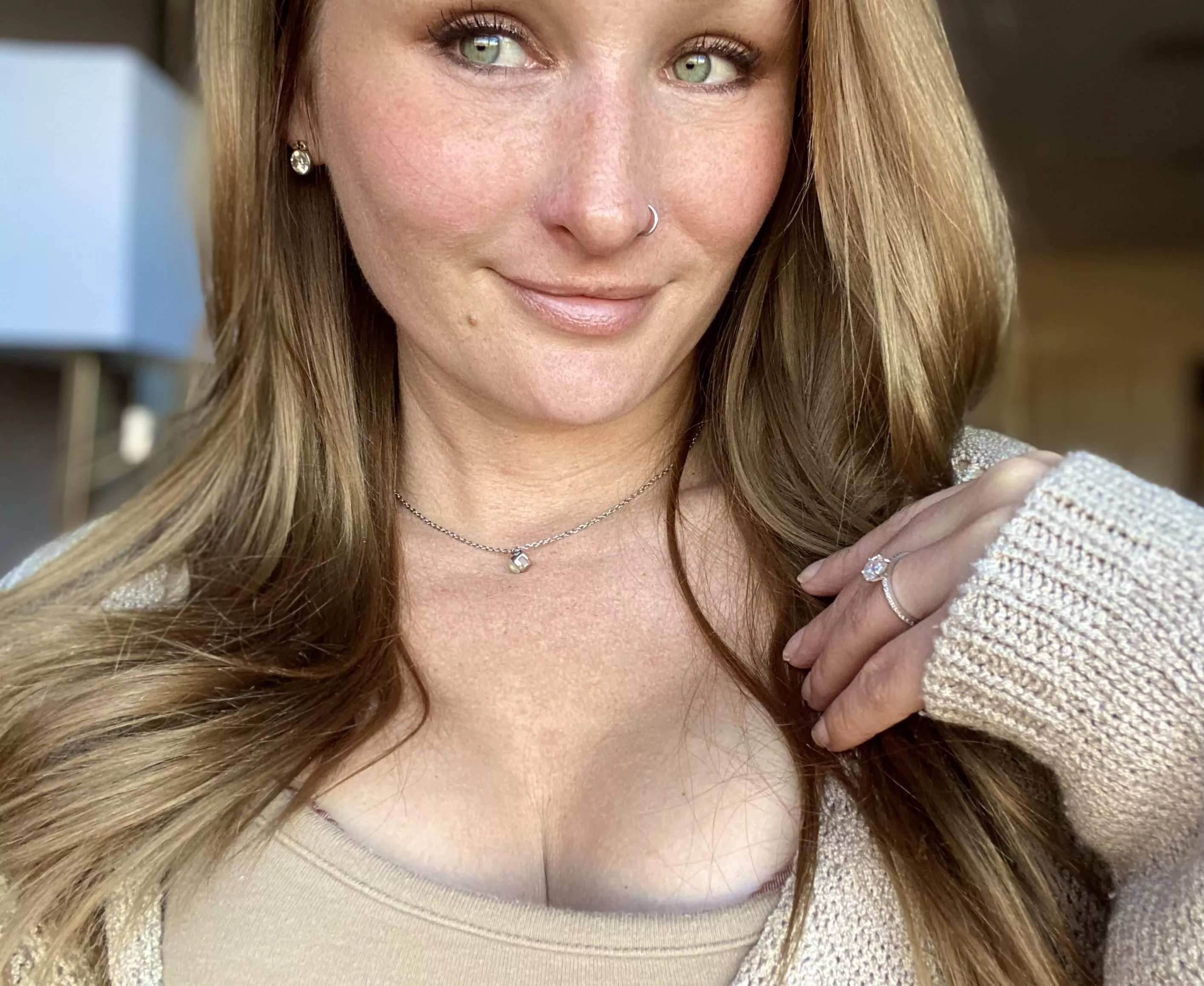 Just your average milf nextdoor. 41/f