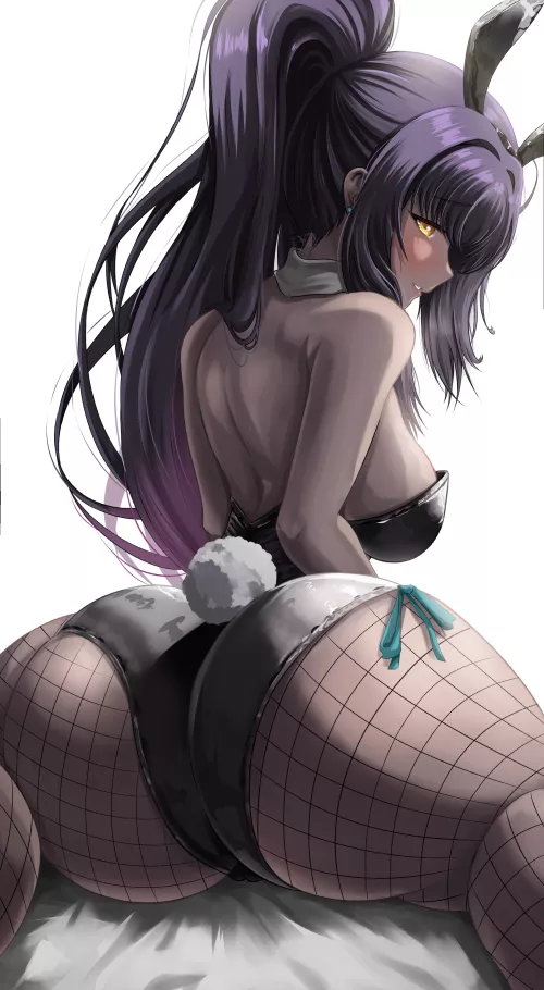 Karin showing her huge cake [Blue Archive]