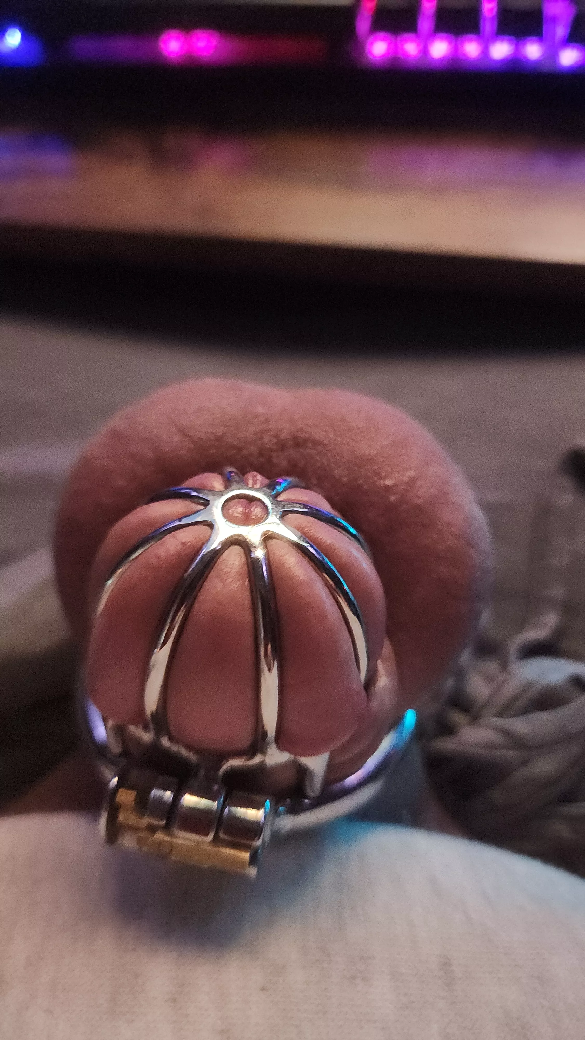 Love being caged and watching porn makes me soooo horny!!