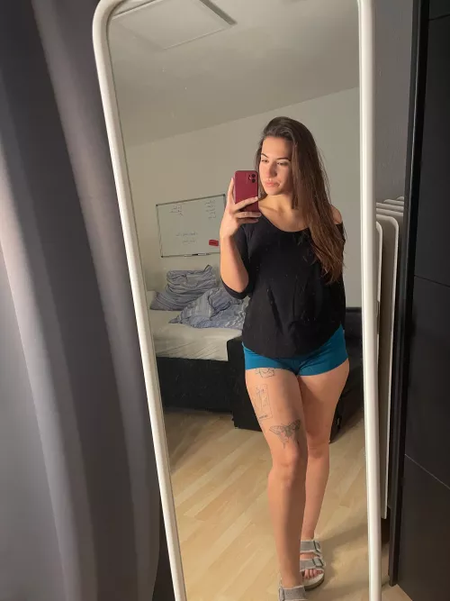 omw to the next legday