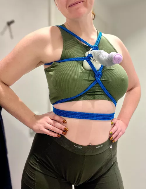 Super fast chest harness that is easy to take off again 🪢