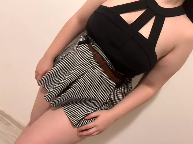 Always ready for the braless look