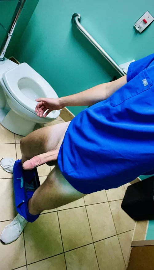 Can never make it through a night without cumming.. Snapchat hornywhitetwink