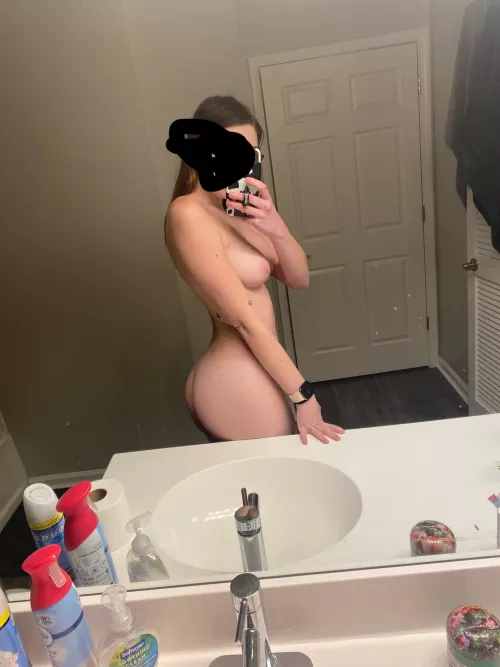 Can’t beat the nudes when your away from home