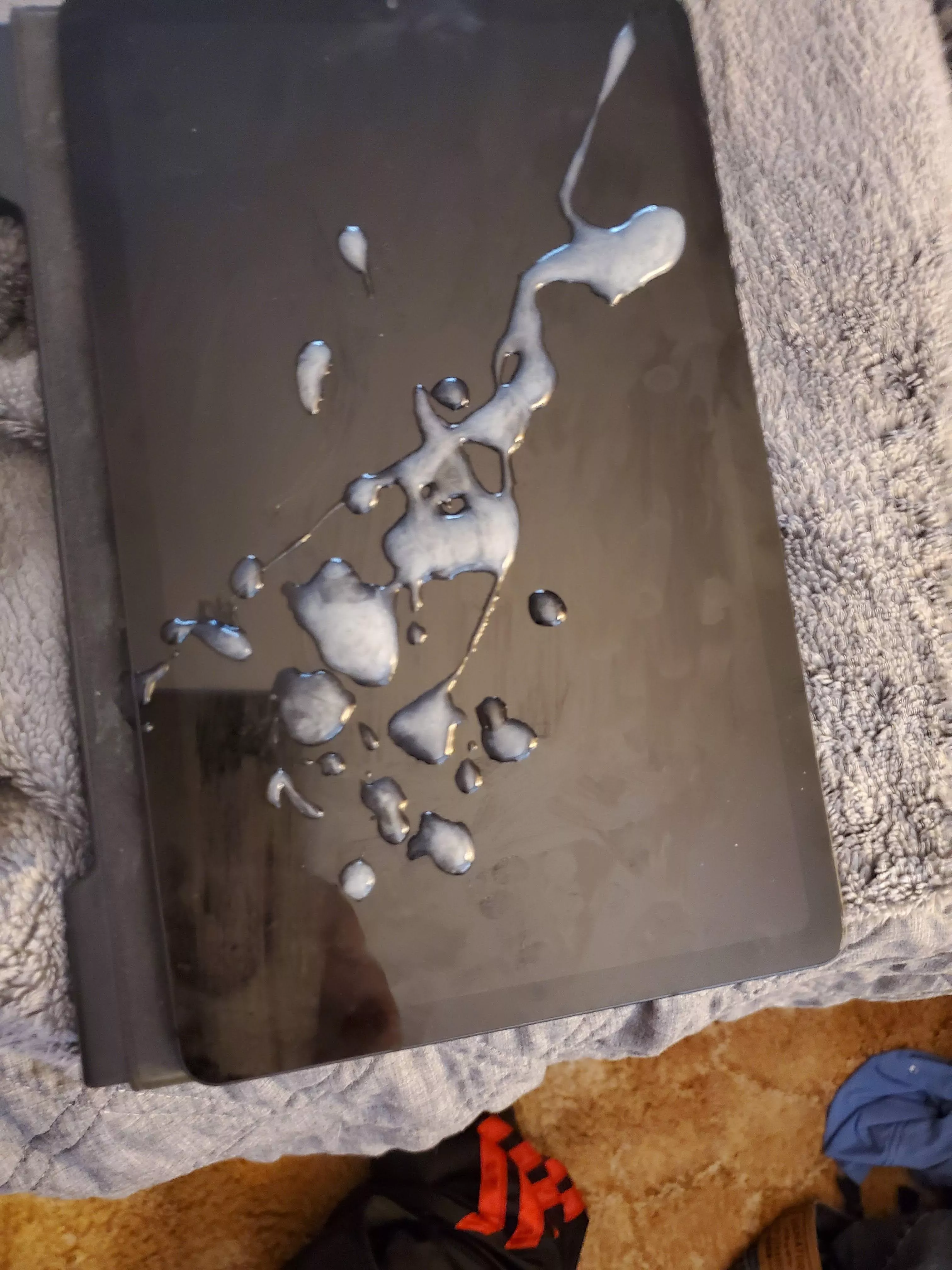 Cum on my tablet