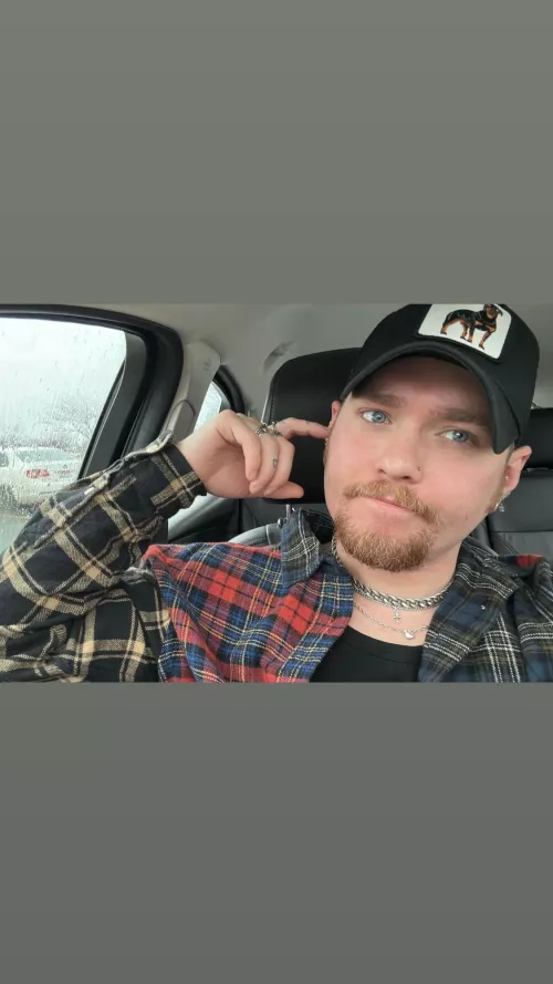 Glad it’s finally the weekend ☺️✌🏻