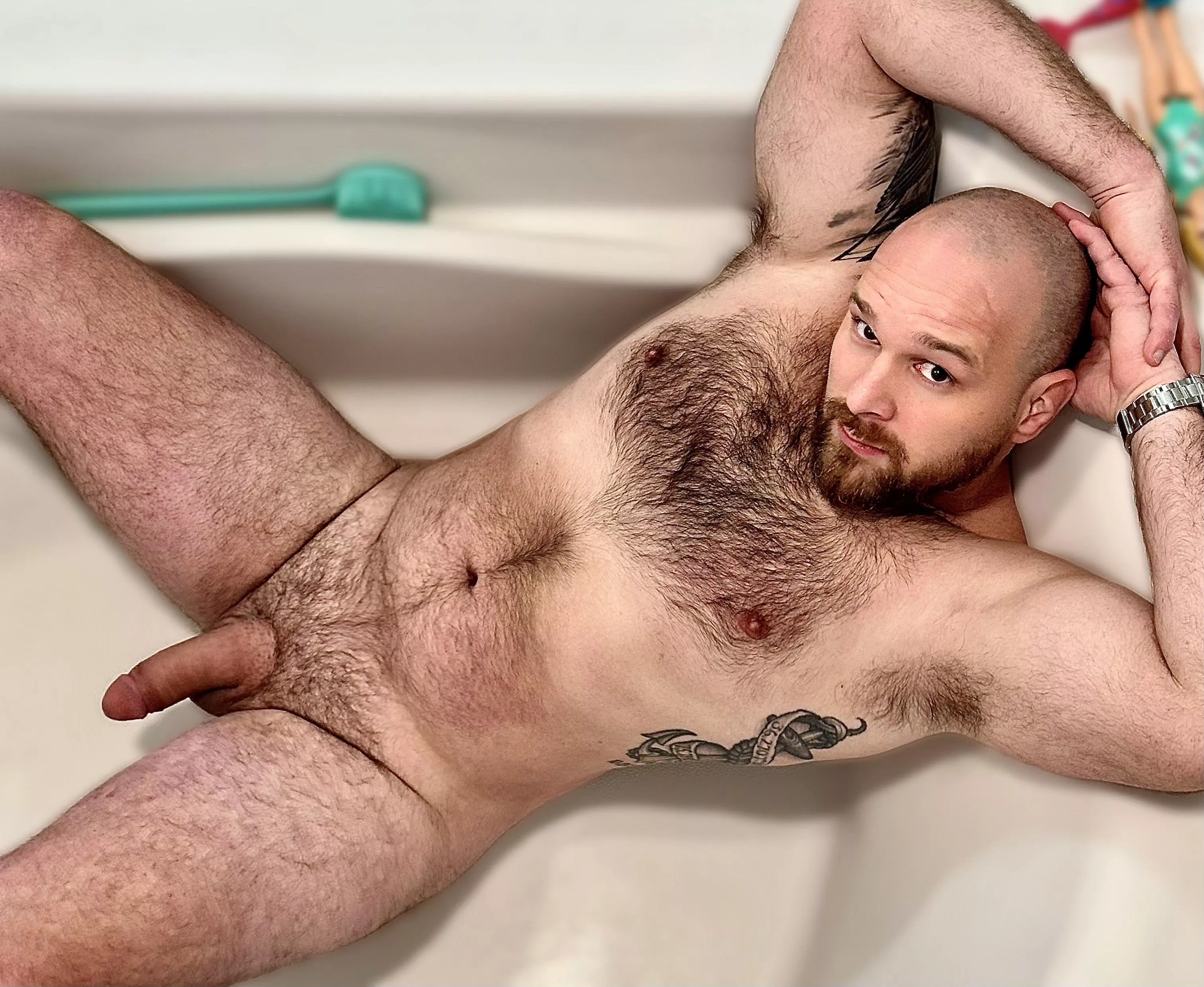 Haven’t used this tub in a while. Don’t mind the Barbie dolls (40)