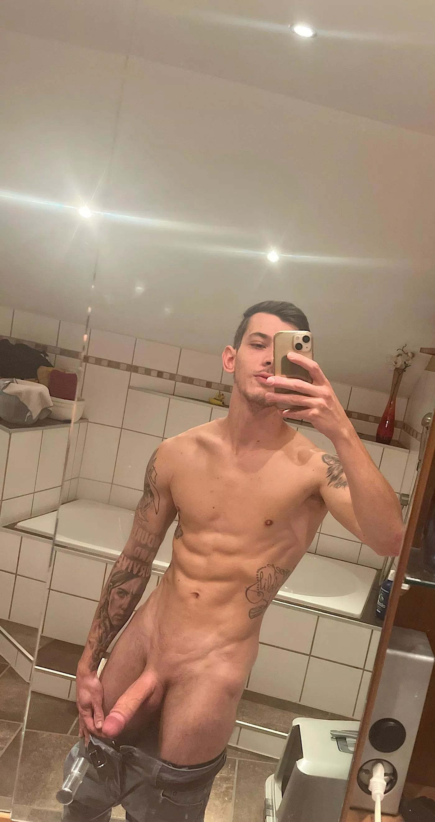 Hope my Co Worker Crush sees this 👅