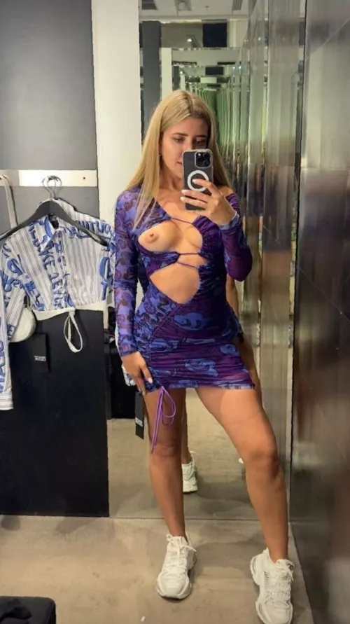 I hope there were no cameras in this locker room