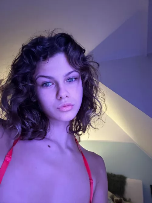 If you’re not shy, tell me your dick size and I’ll tell you if I’d fuck you or not