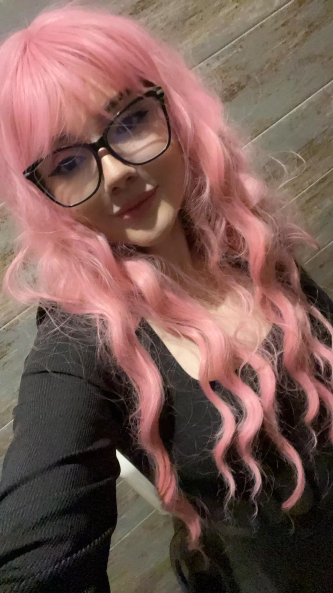 IUTR Let's binge watch anime and chill