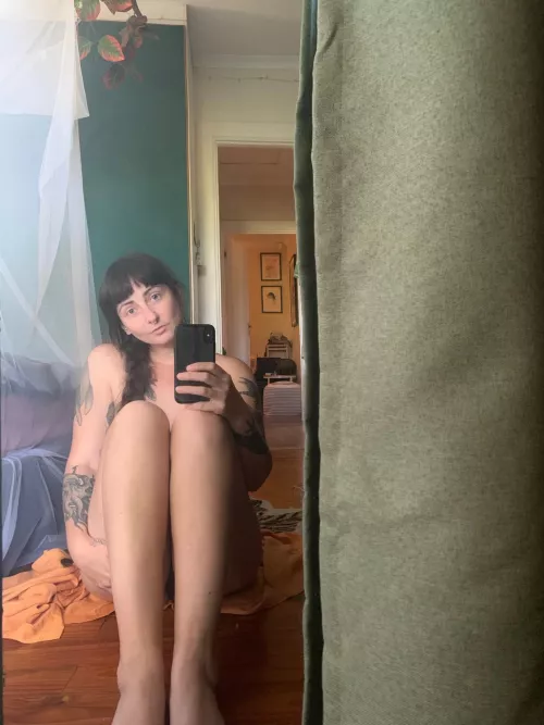 Long legs and loose morals [f]