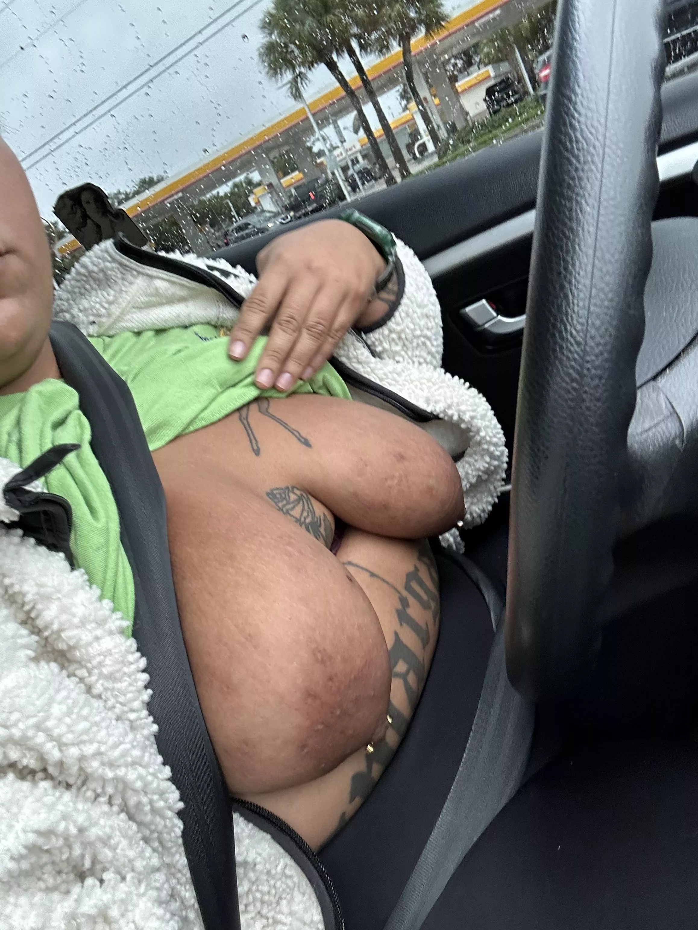 Love driving with my tits out