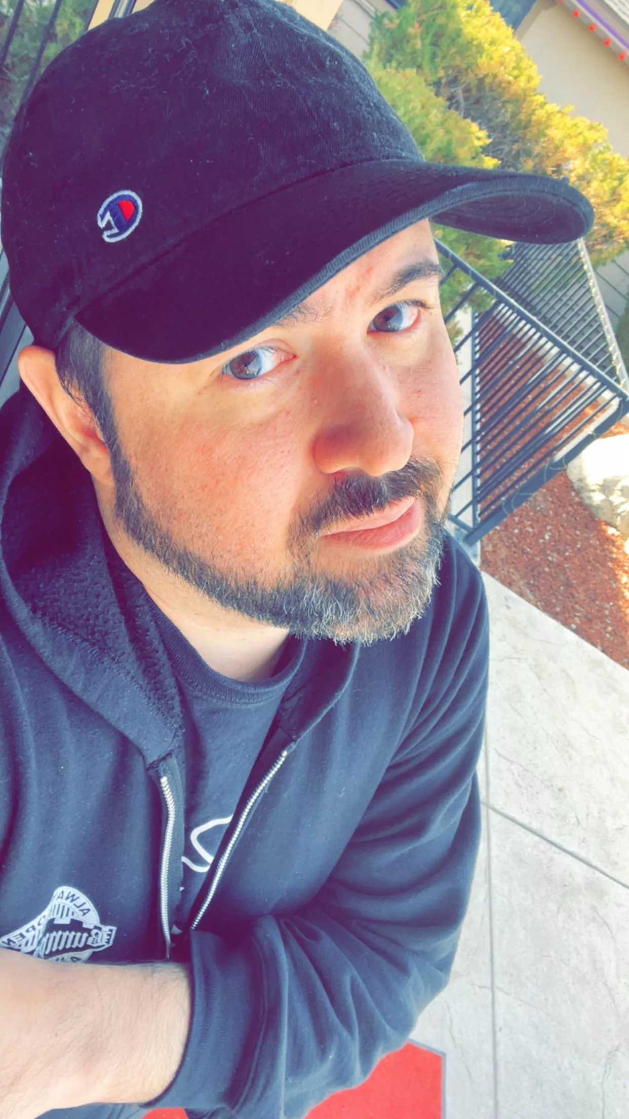 Morning everyone, what games you playing today? Usually I play Fortnite, COD MW3, DBD, Conan exiles, etc… mainly shooters, survivals, and horror