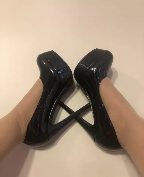 Not sure how my sister walks in these!