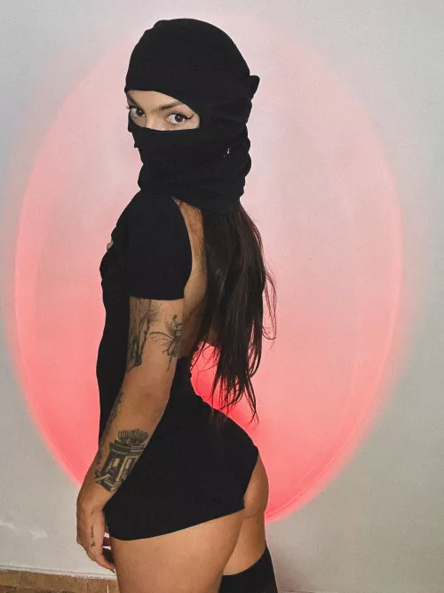 Say hi if You'd can fuck me with the mask on