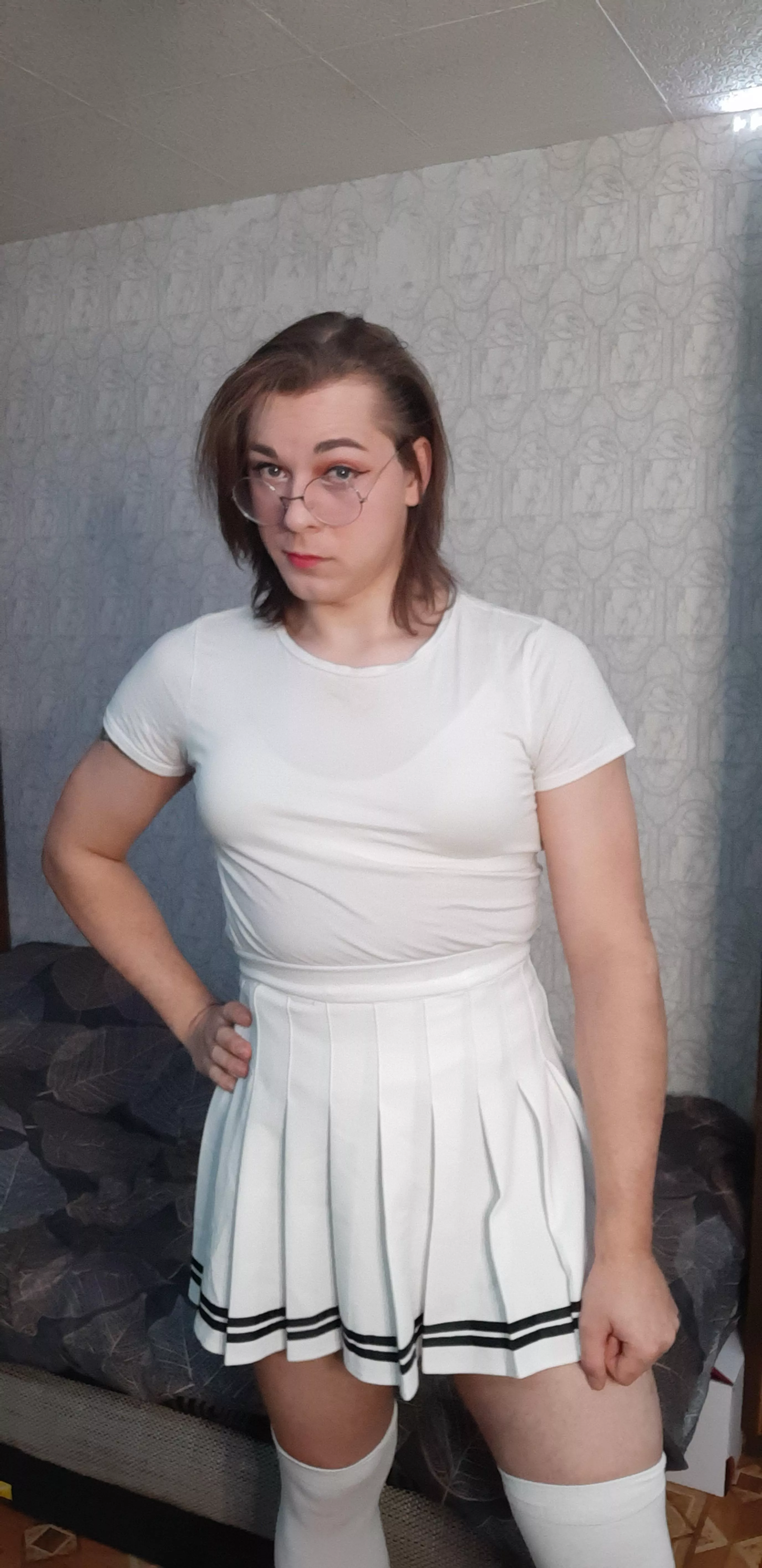 There is so much whiteness outside. So I decided to wear white as snow.