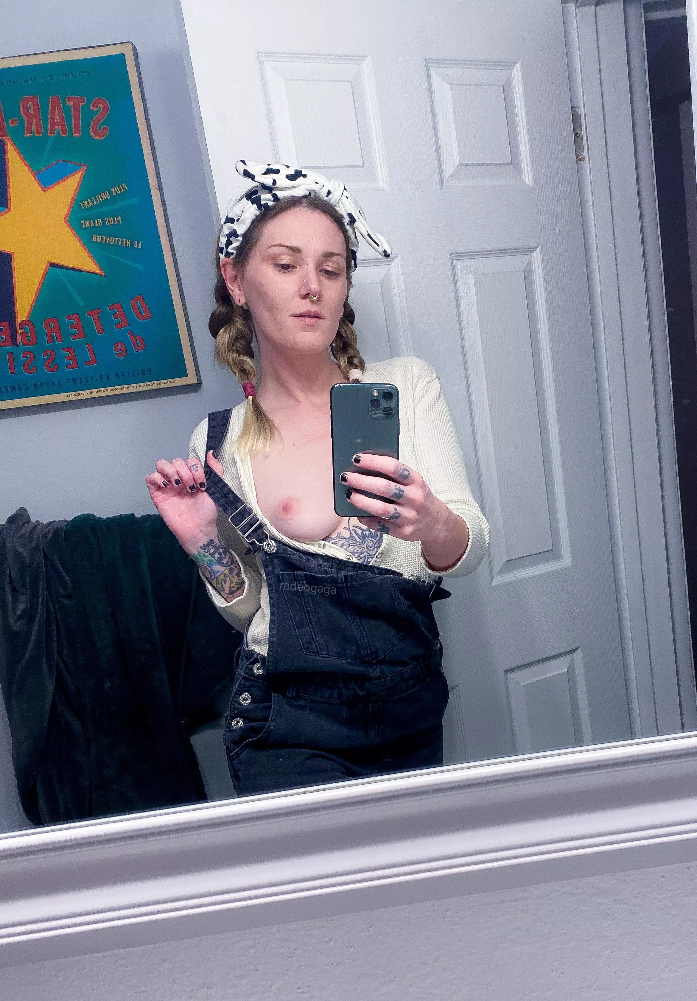 thermals and overalls for the rock show 🤓🤟