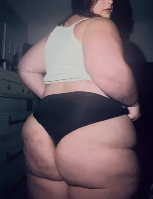 You’d do anything to feel my body…wouldn’t you? 😏💋