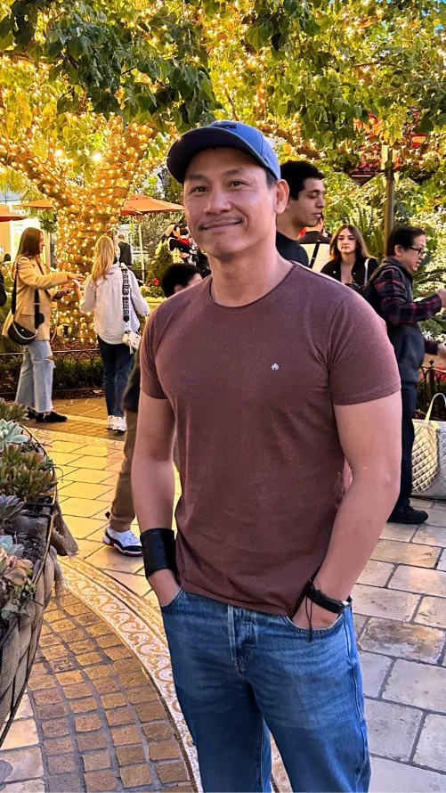 🇵🇭 Your Dad just turned 45 🎂