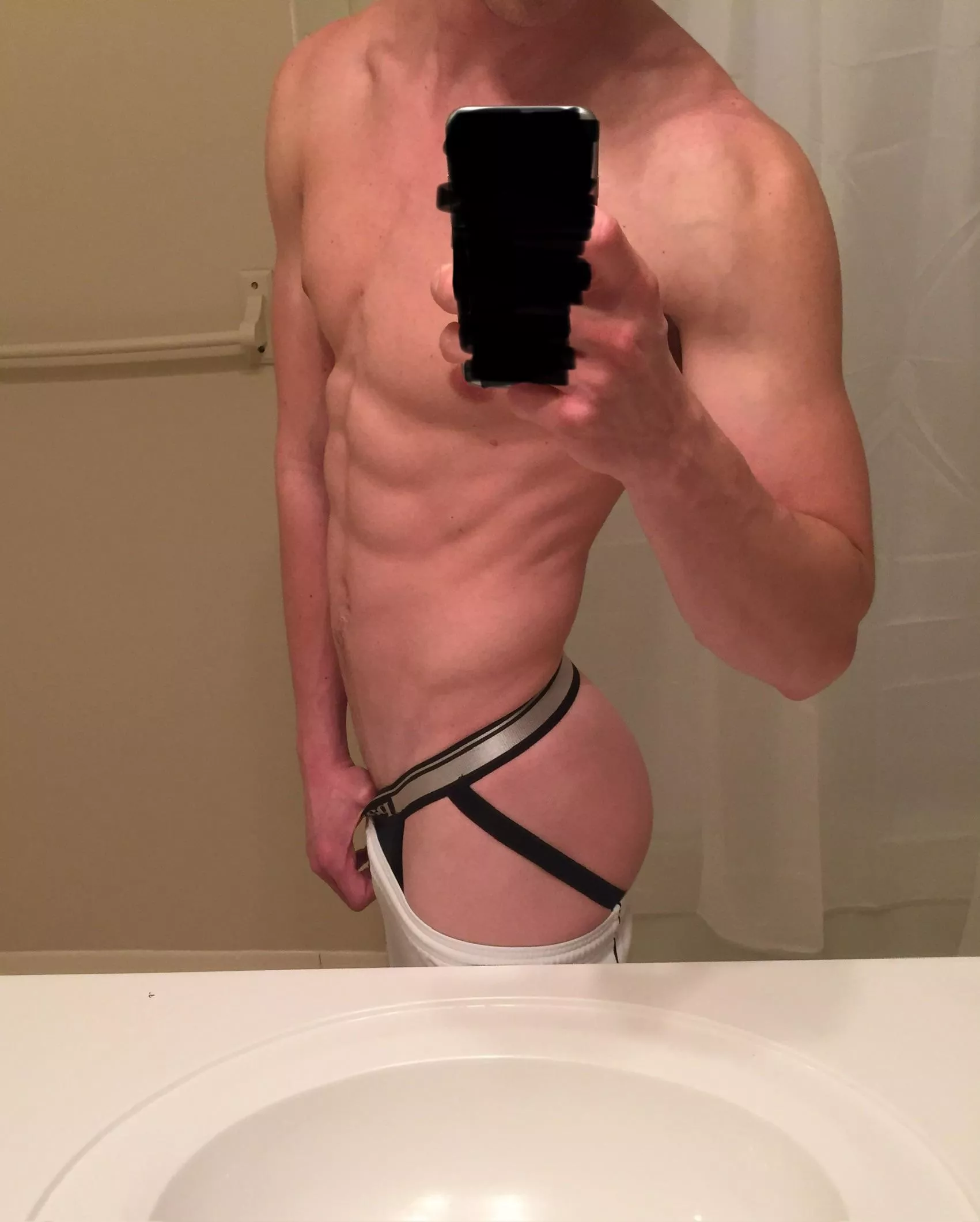 27 could I walk around in this if we were roommates? snap jacksonxxx2002