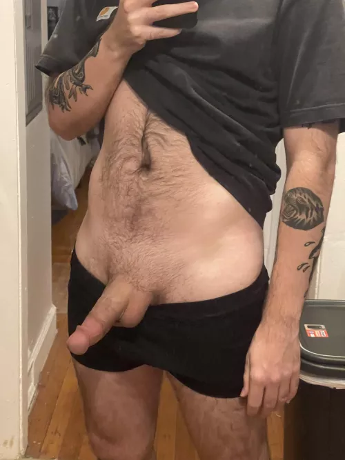 28 m looking to trade dick pics, cum videos, smooth holes