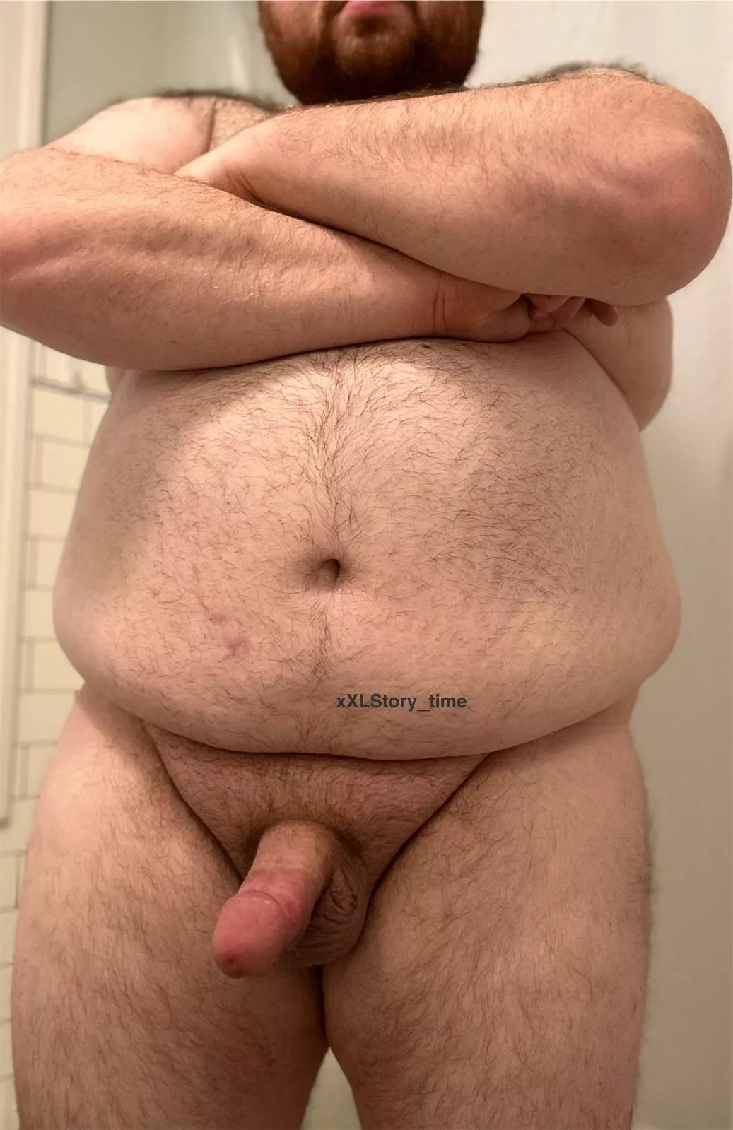 Big guy, big forearms😉