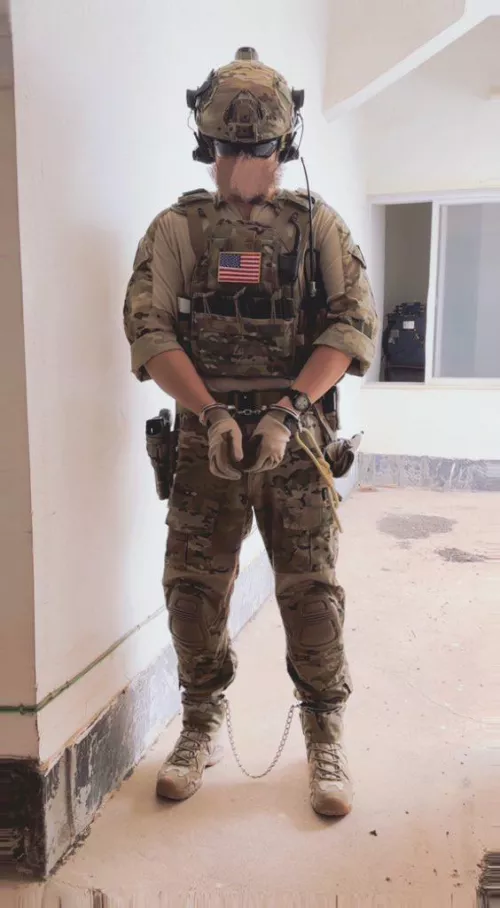 Delta Force(CAG)operator captured in combat.