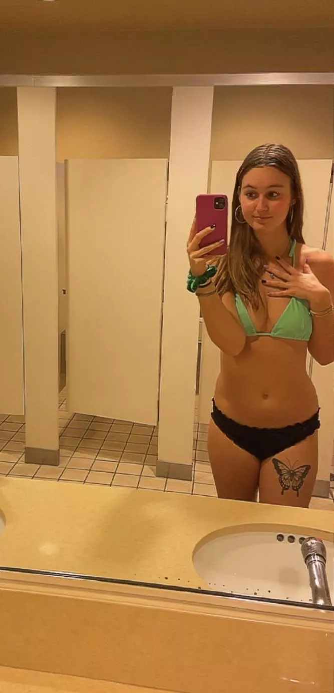 Do you like tatted skinny girls?