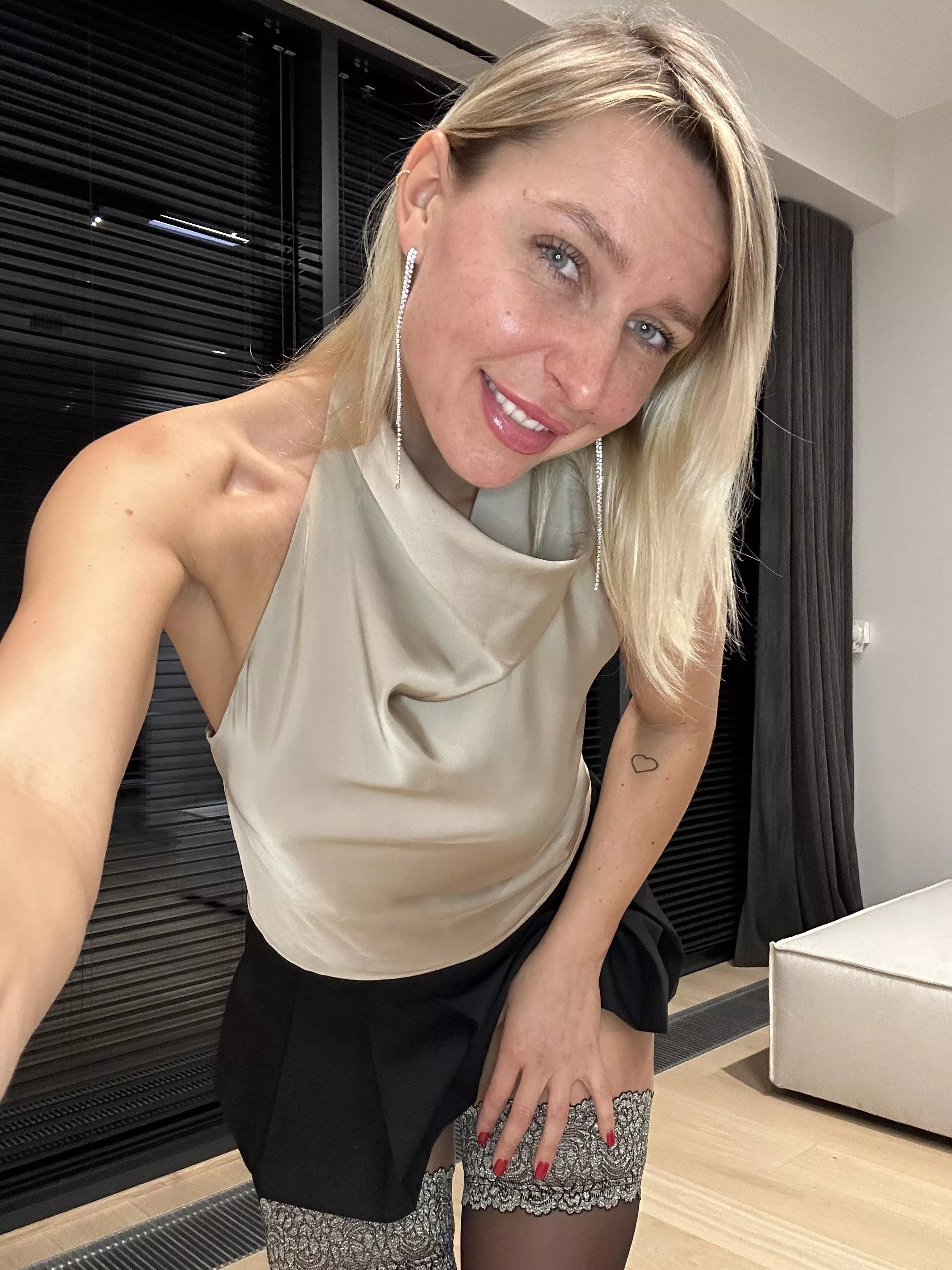 How do I look in these outfit [f]