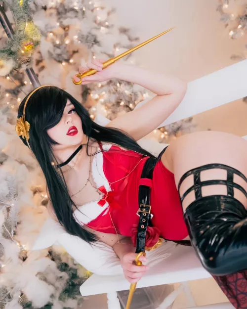 I cosplayed holiday Yor 🎄✨