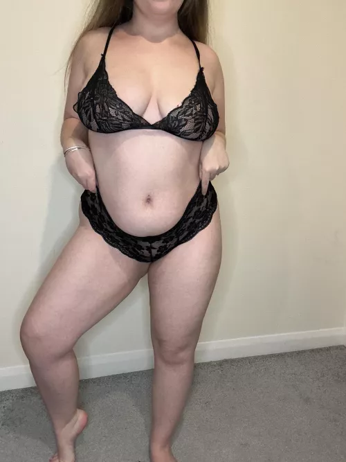 I love it when people look at me and touch their married cock