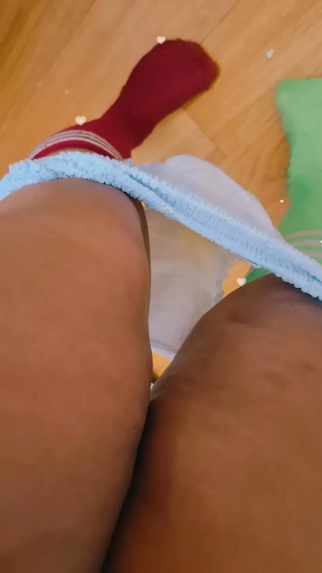 i wet my diapie~♡ oopsie!