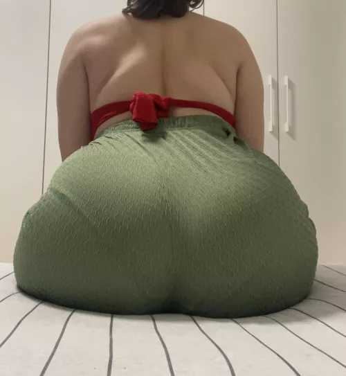 My ass is getting massive 😳🐽