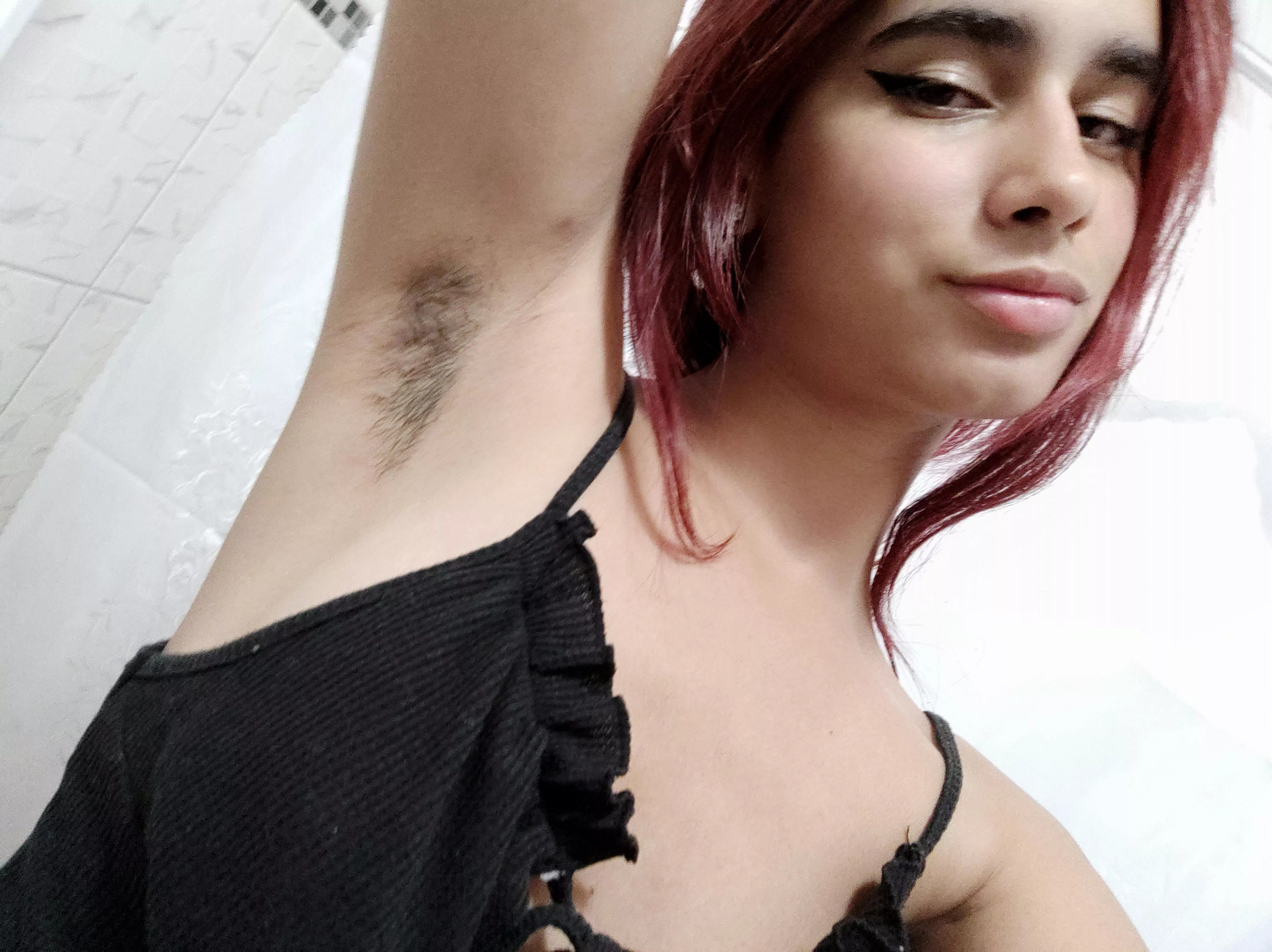 Natural Argentina goddess, will you lick?