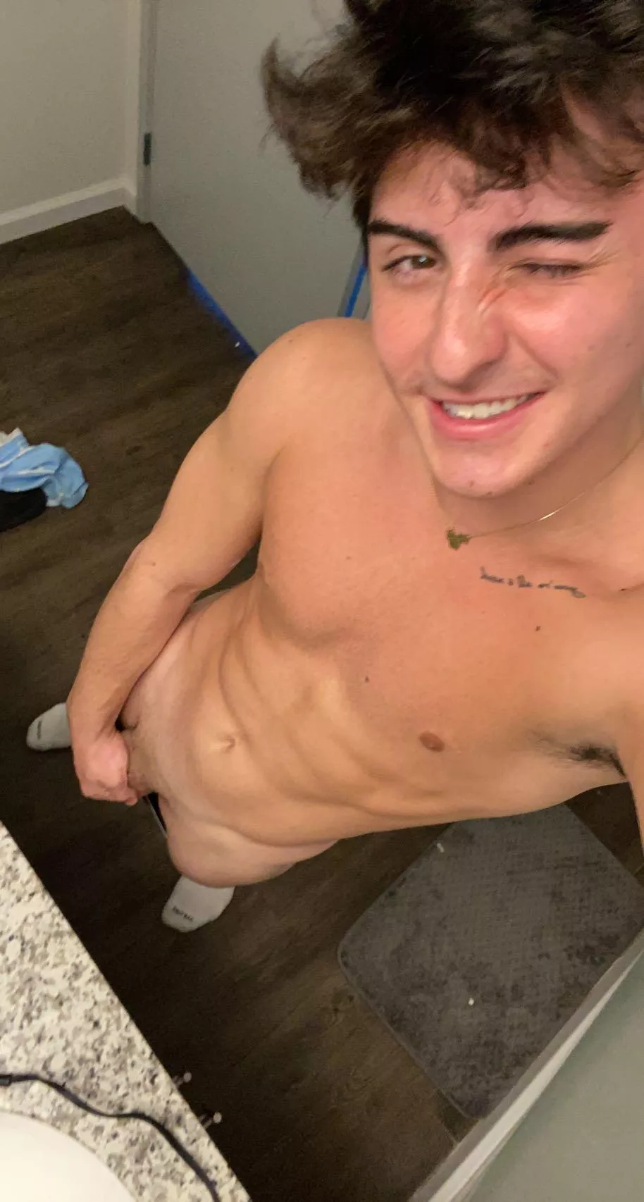 would u move my hand?