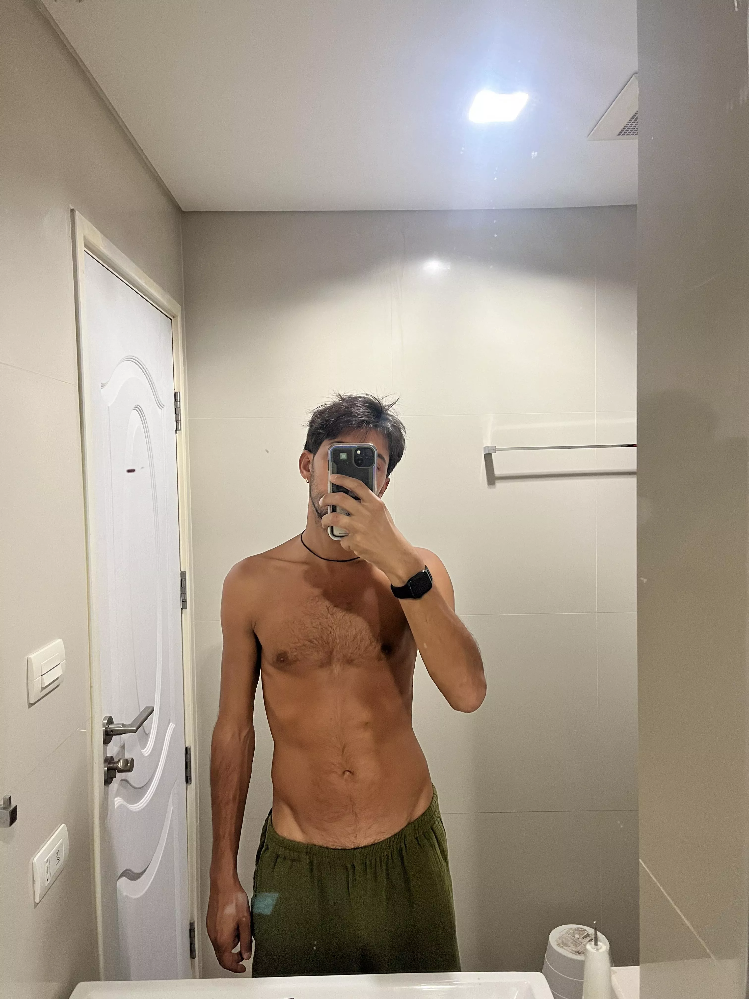 36 looking to meet nice fit handsome guys :) add with face pic ++ @natrex43