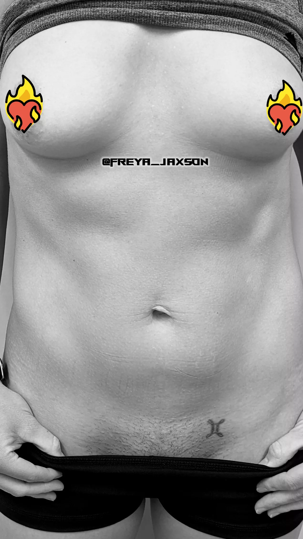 ABSolutely shredded after 4 kids! [F] 35