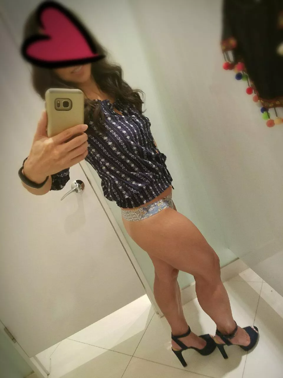 change room try-ons..-sa (@sweetkoreanspice)